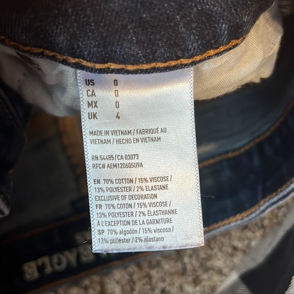 AE High-Rise Shortie Denim Shorts - Picture 3 of 3